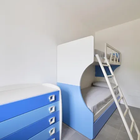 Baia Blu ليدو دي يسولو